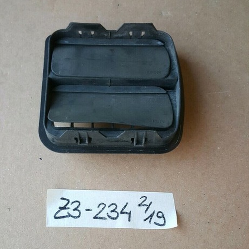 BMW E36 Z3 Kofferraum Entlüftung Abdeckung Luftführung Heckentlüftung 8390234