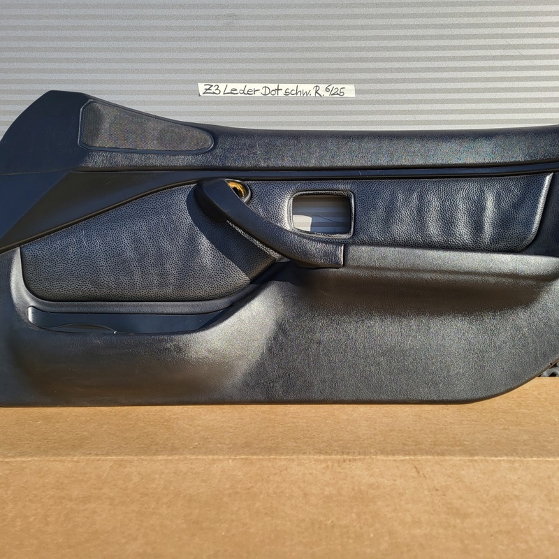 BMW Z3 Roadster  Tür Verkleidung Leder Dot Schwarz RECHTS + Tür Griff