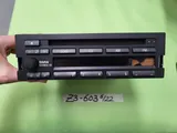 BMW E30 E36 Z3 Roadster  E34 E32 E31 CD Radio  Business 6900603  kleine Macke!