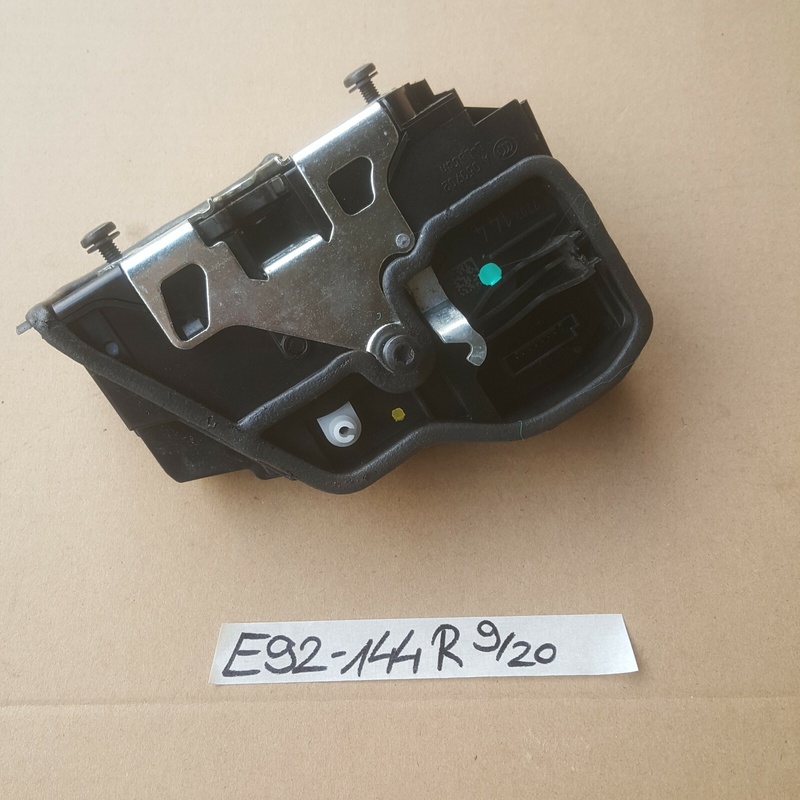 BMW E90 E91 E92 E93 System Tür Schloss VORNE RECHTS  7202144 Drehfallenschloss