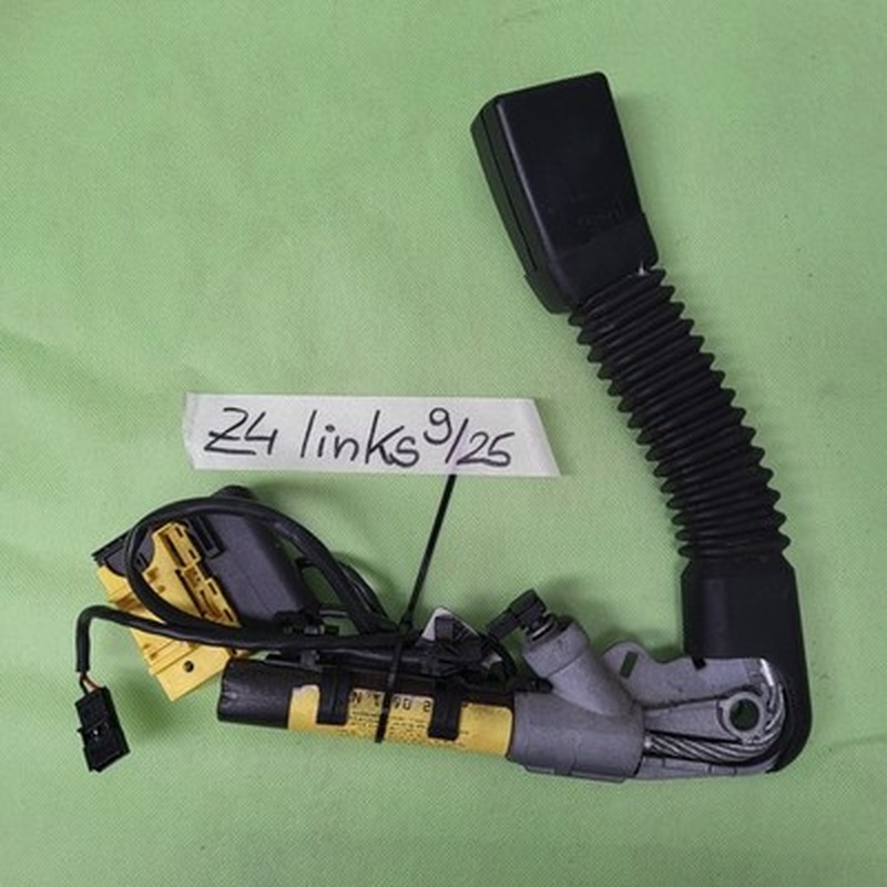 BMW Z4 E85 E86 Gurtstrammer + Kabel Stecker Gurtstraffer VORNE LINKS 8255704