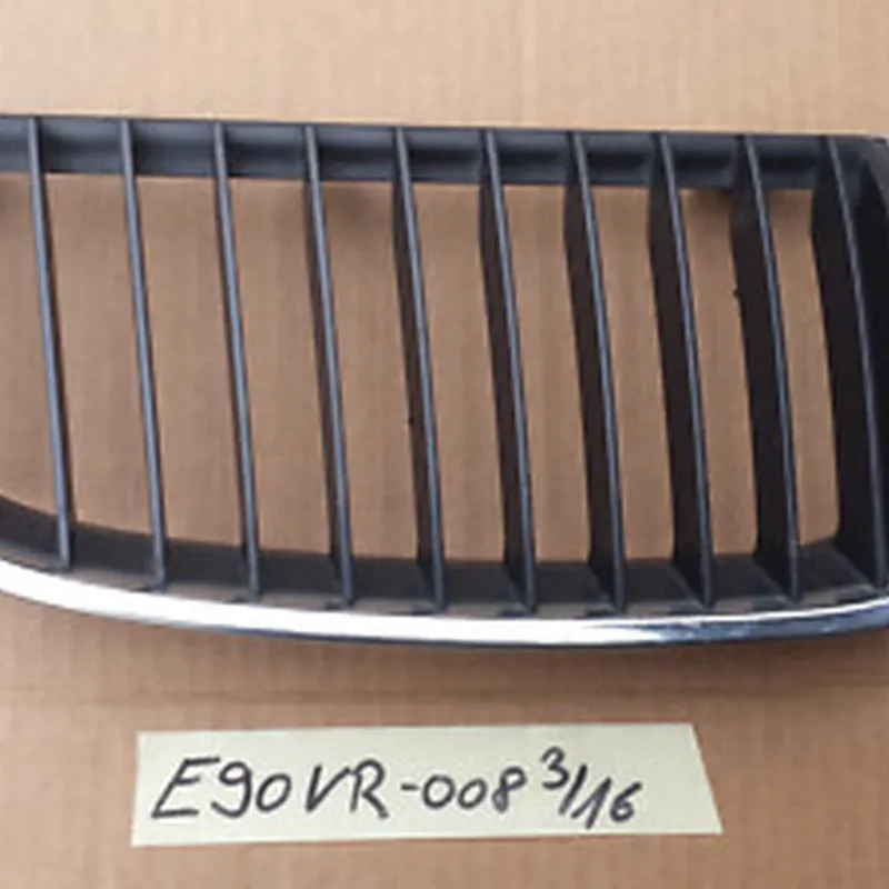 BMW E90 / E91 Kühlergrill Nieren Ziergitter Chrom Rahmen RECHTS 7120008