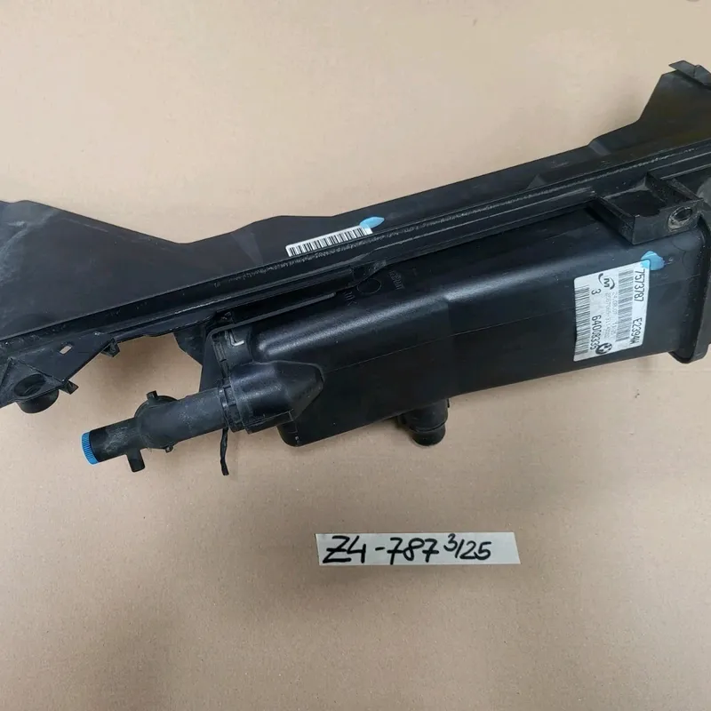 original BMW Z4 E85  Kühlwasser Ausgleichsbehälter für Wasser Kühler 7573787