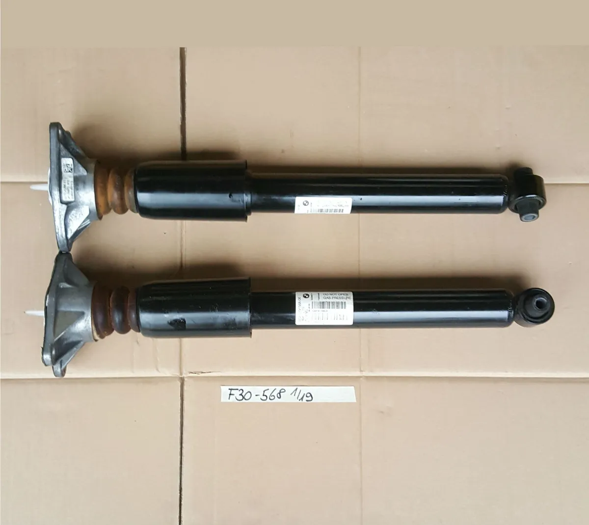 orig.BMW F30 Federbein Stoßdämpfer Set Gasdruckfeder HINTEN links rechts 6791568