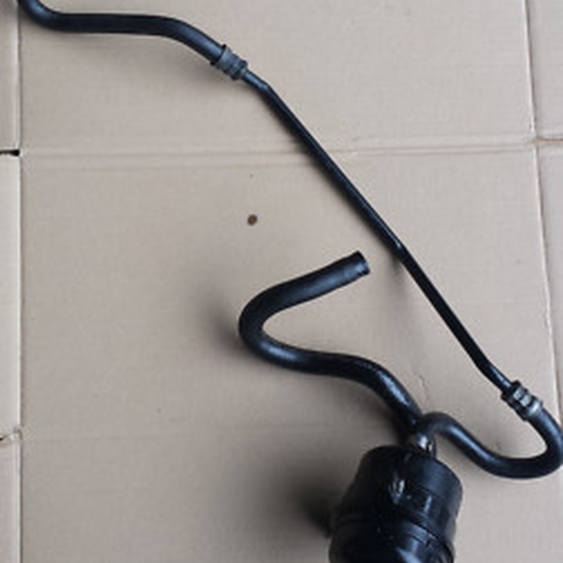 BMW E90 E91 E92 E93 E84 X1 Servo Ölbehälter + Kühler Rücklauf Leitung 6775536