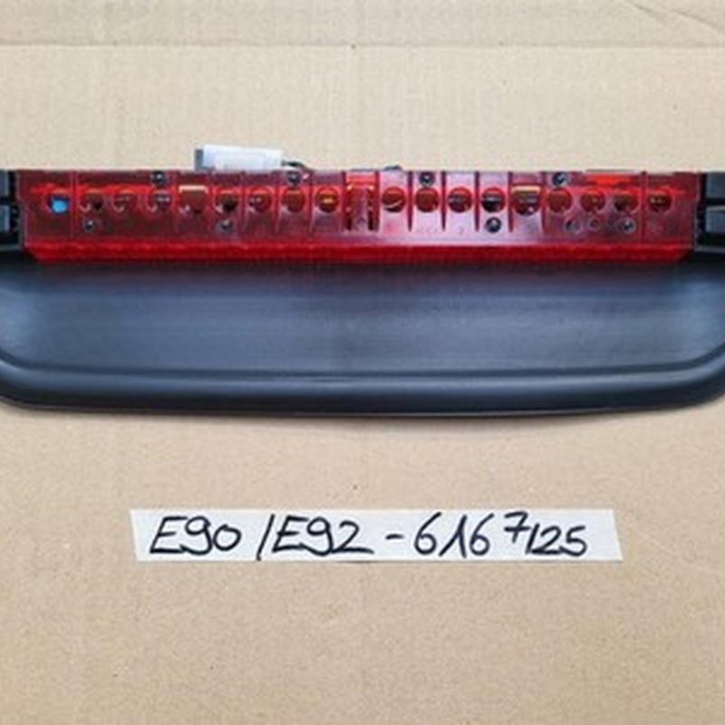 BMW E90 E92 Dritte Bremsleuchte 6946616  Rückleuchte 3. Bremslicht HINTEN 
