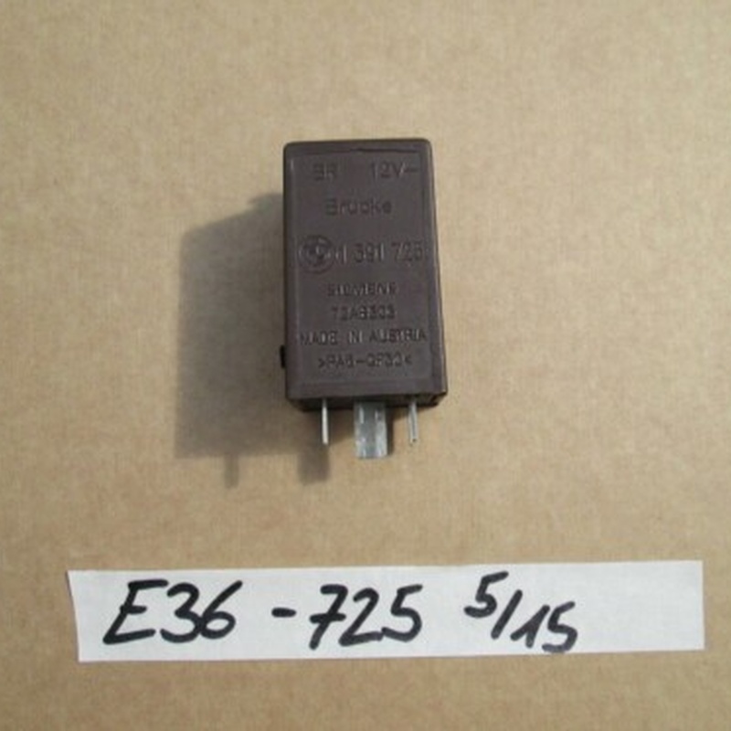 BMW E34 / E36 / Z3 Relais Verbindungsstecker mit Verrastung 1391725