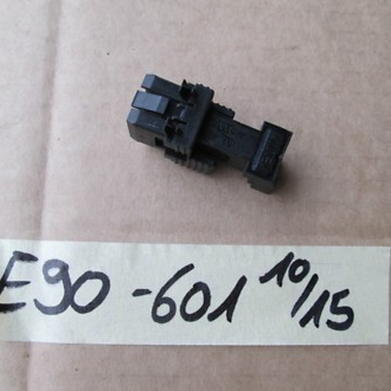 BMW E90 E91 E87 E60 E61 X1 X3 X5 Stopplicht Schalter Bremslichtschalter 6967601