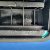 BMW 3er E90 E91 E93 LCI Verkleidung Blende Heckentlüftung Klappe 6962293