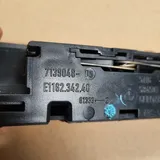 BMW E92 E91 E90  Ablagefach Aschenbecher Mittelkonsole HINTEN 7139048