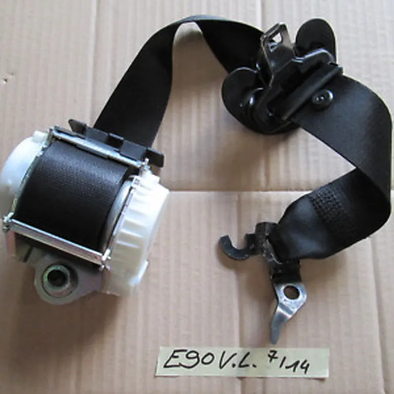 BMW 3er E90  E91 Gurt  Sicherheitsgurt  Obergurt VORNE LINKS