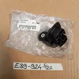 BMW E39 Touring Gepäckraum Rolle 7009924 Rollenbock Ladeboden rechts 