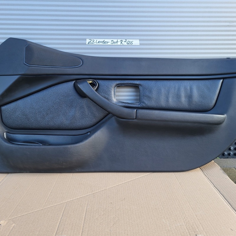 BMW Z3 Roadster Coupe Tür Verkleidung Leder Dot Schwarz RECHTS mit Türgriff
