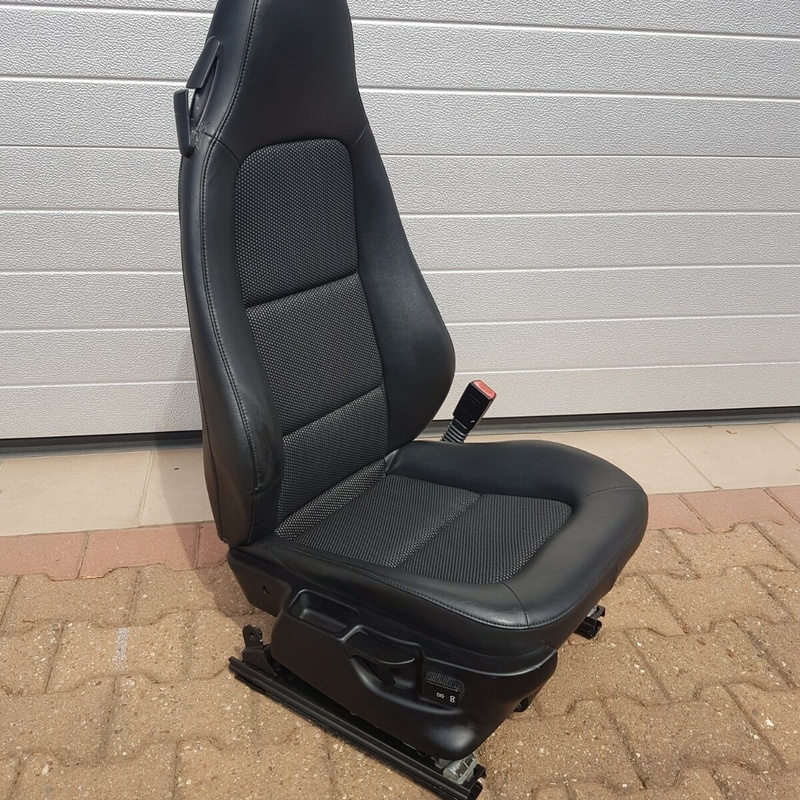 BMW Z3 Roadster Facelift Bei Fahrer Sitz Leder schwarz RECHTS  Gestell  Motor