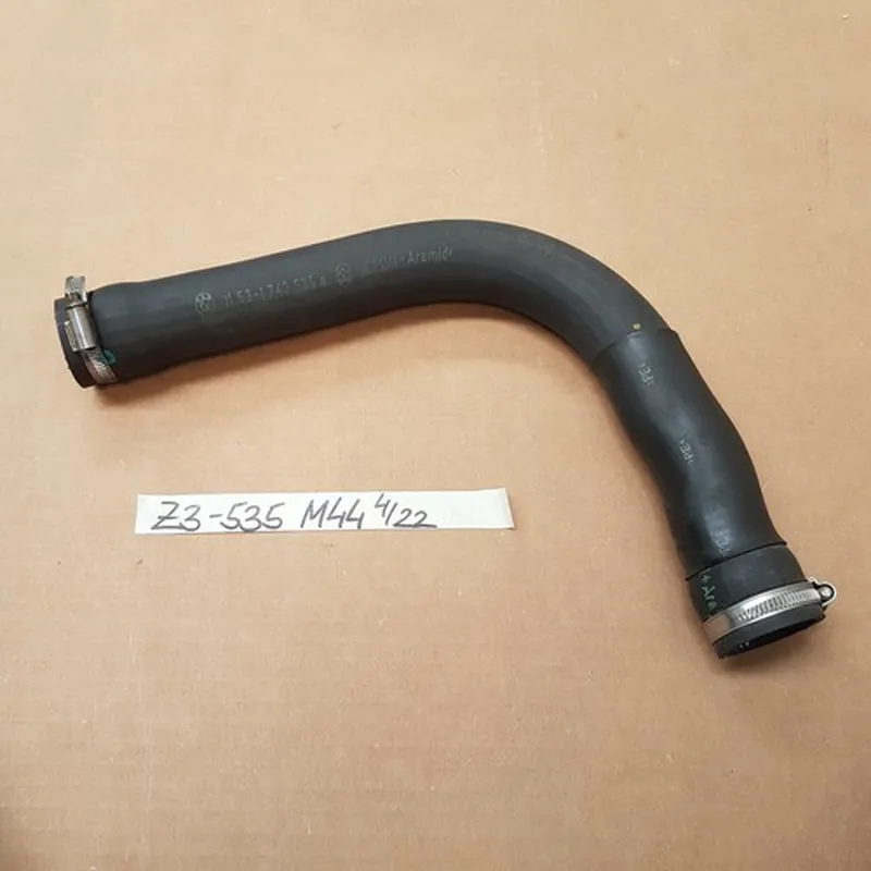 BMW E36 Z3 Kühlwasserschlauch  Kühler Schlauch Wasserschlauch Leitung 1743535