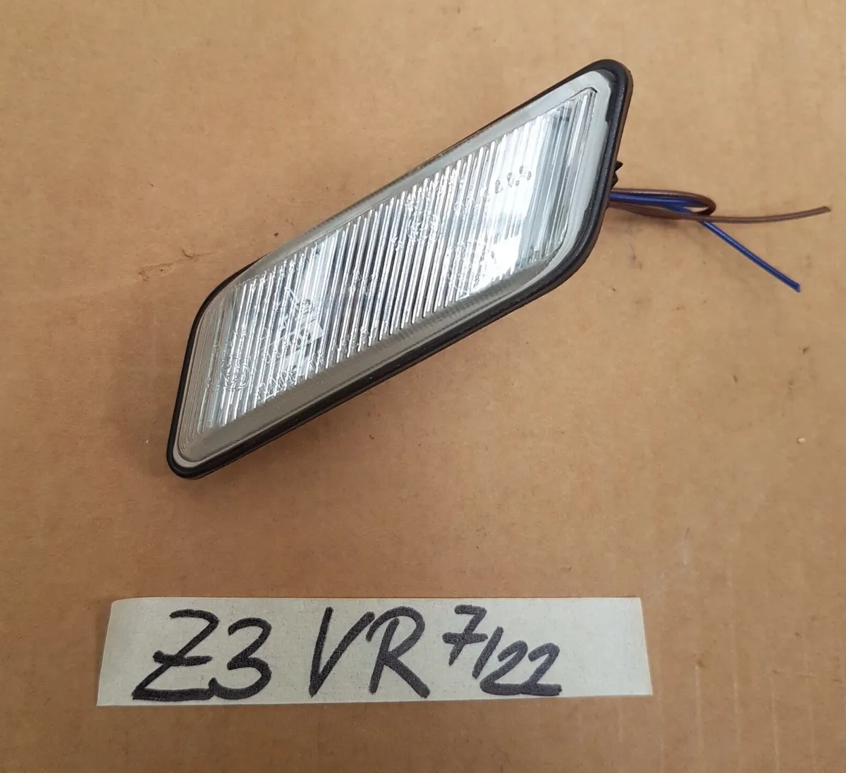 BMW Z3 Seiten Blinker weiß  8400764 Zusatzblinkleuchte RECHTS 8389536 + Stecker