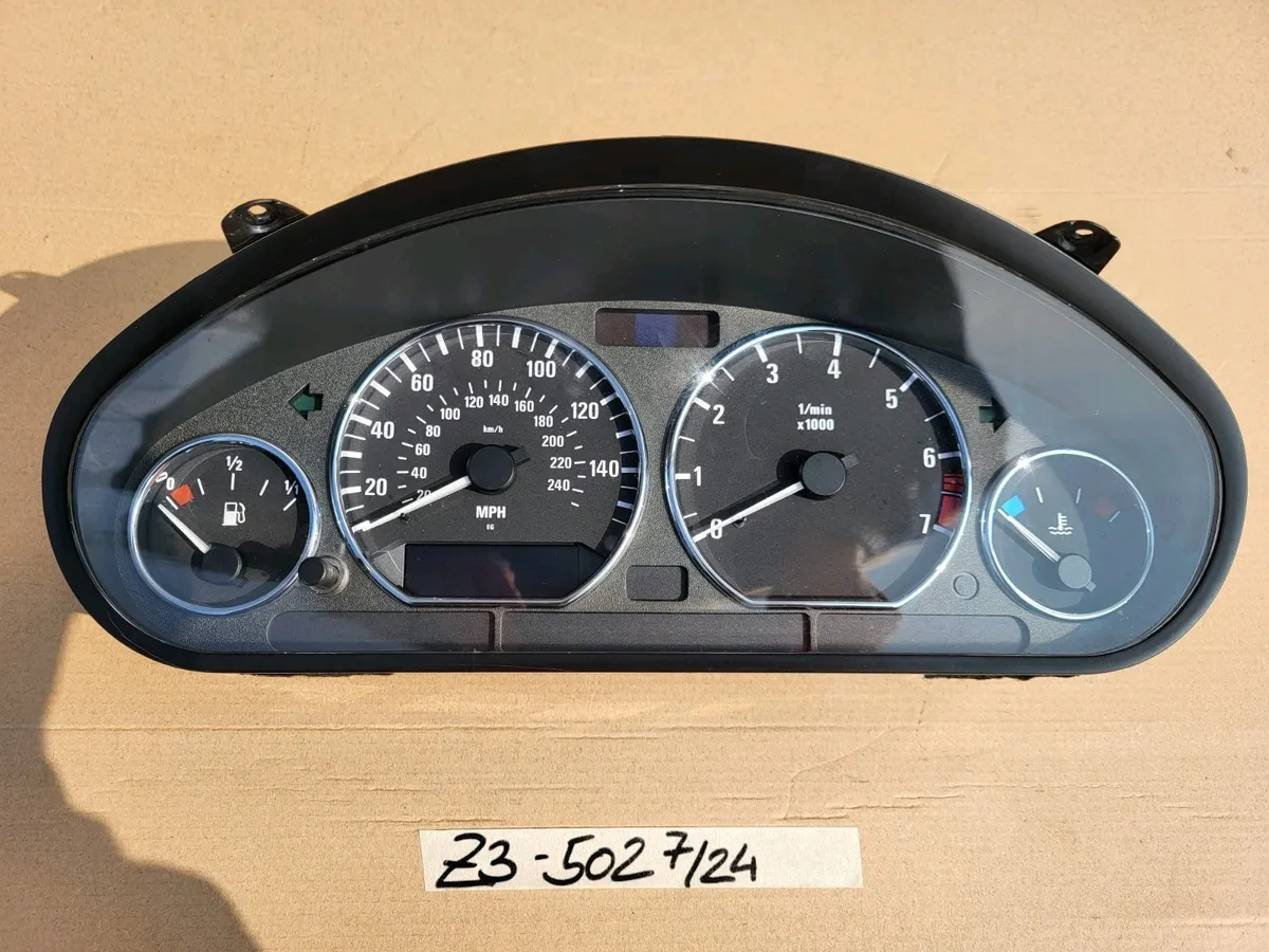 BMW Z3 Roadster Meilen Tacho Kombi  Instrument Tachometer 6901502 + Stecker