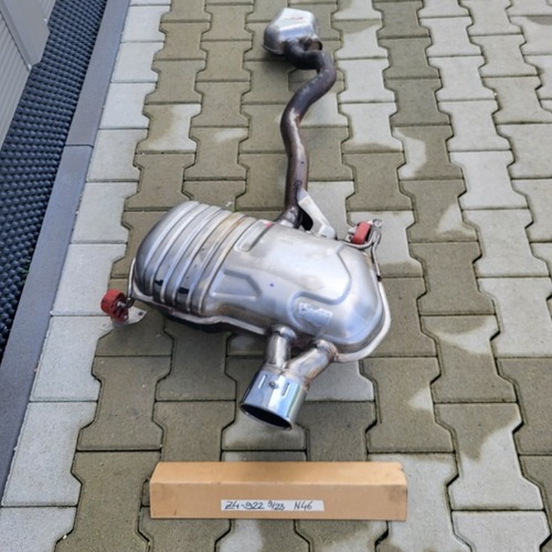 BMW Z4 E85 Auspuff Mittel +  Nachschalldämpfer  N46  Endschalldämpfer 7542922
