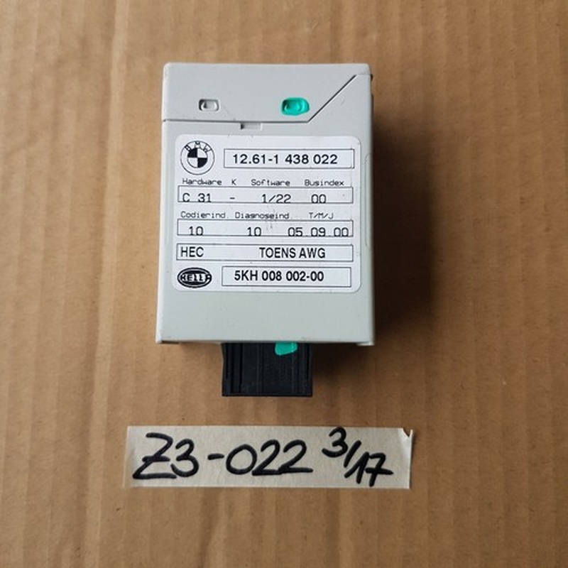 BMW E36 + Z3 Steuergerät Öl Niveau / Öl Temperatur Sensor 1438022