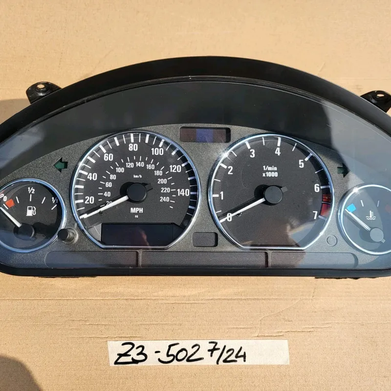 BMW Z3 Roadster Meilen Tacho Kombi  Instrument Tachometer 6901502 + Stecker