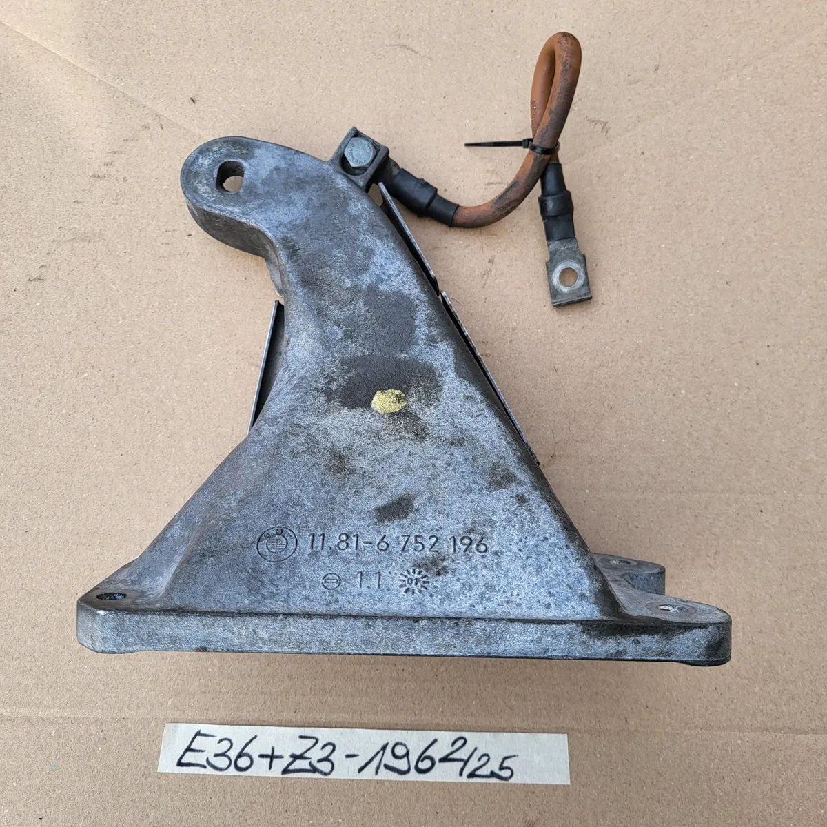 BMW E36 Z3 Roadster Motor Halter  2,2 Liter M54 Engine 170 PS 6752196