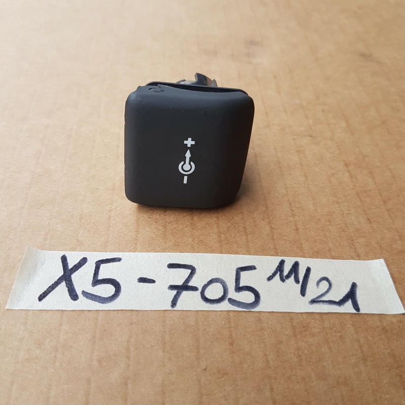 BMW X5 E53 X3 E83 E60 E61 Steckdose 7394705 Zigaretten Anzünder Einsteck Buchse