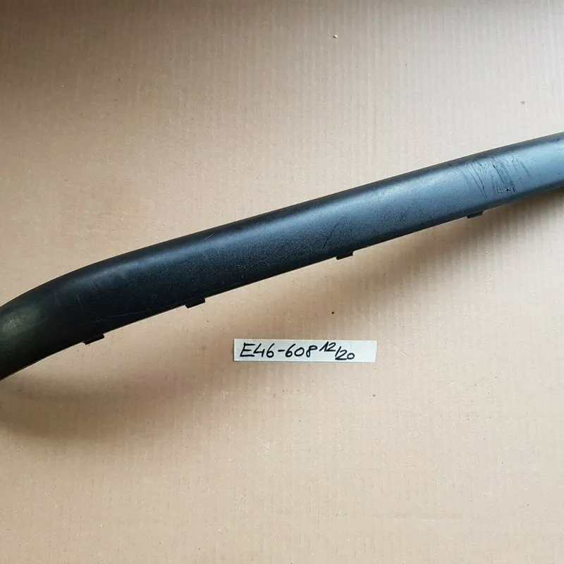 BMW E46 Limo Zierleiste Stoßstange Stoss Leiste Stossfänger vorne rechts 7030608