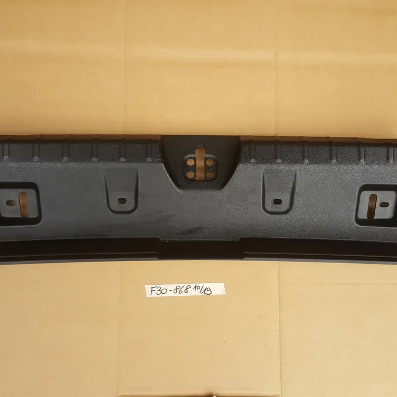 BMW F30 F35  Kofferraum Kante Verkleidung Abdeckung Blende Ladekante 7221868 