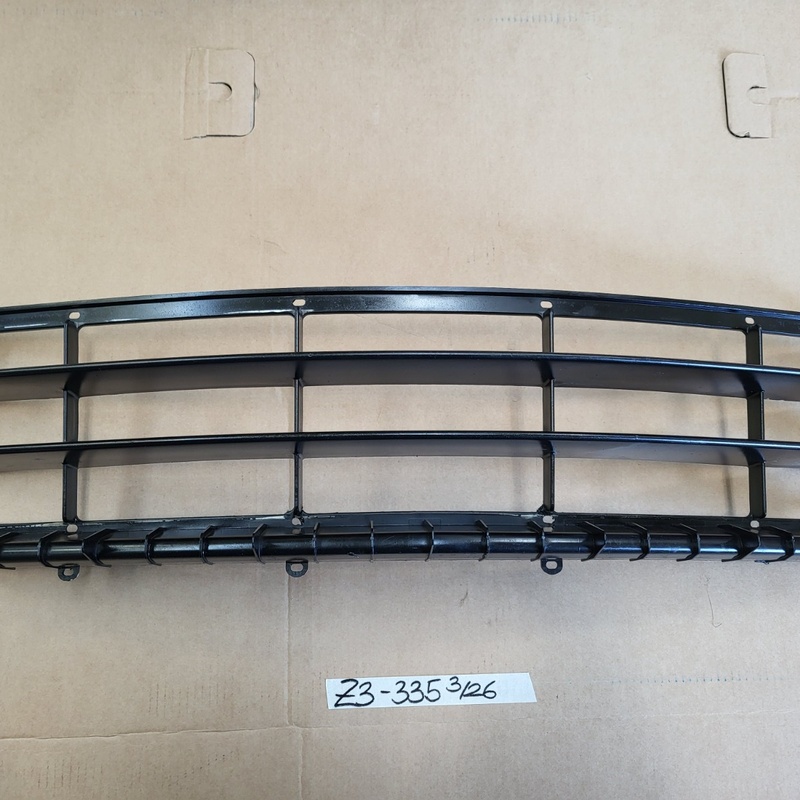 BMW Z3 Roadster Coupe Gitter Verkleidung Stoßstange 6 Zylinder VORNE 8399335