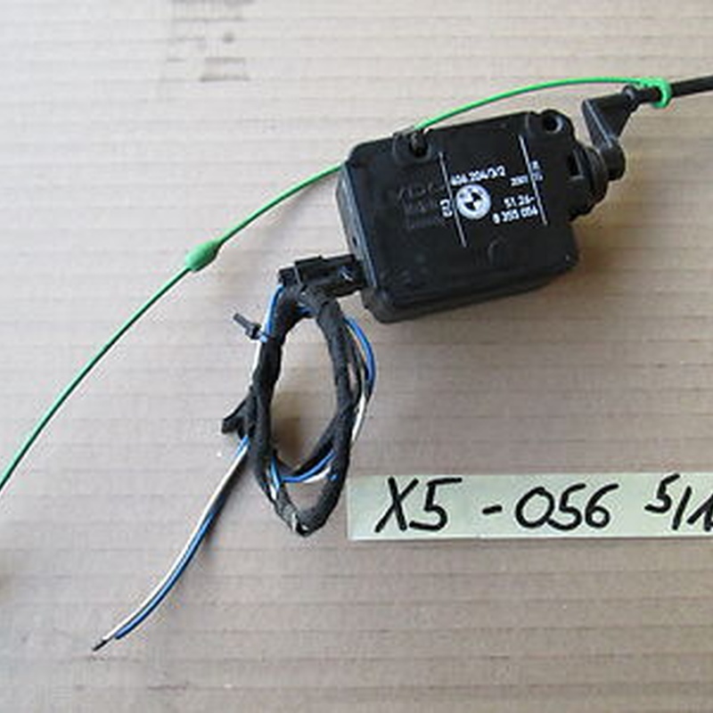 BMW X5 E53 ZV Stellantrieb Zentralverriegelung Tankdeckel  8355056