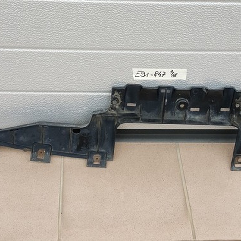 BMW E90 E91 Halter Träger Führung Aufnahme Stoßstange unten Mitte 7163847 