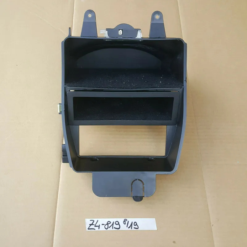 BMW Z4 E85 Ablage Mittelkonsole Box Rahmen Ablagefach HINTEN 7043819