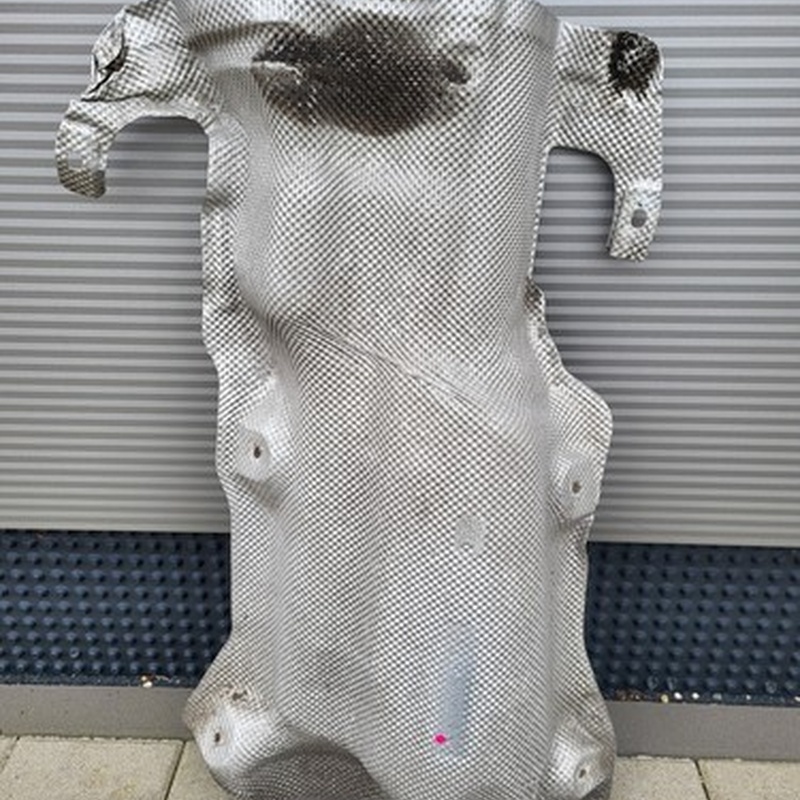 BMW F30 F31  F32 F33 F36 Hitzeblech Wärmeisolierung Tank 7241774