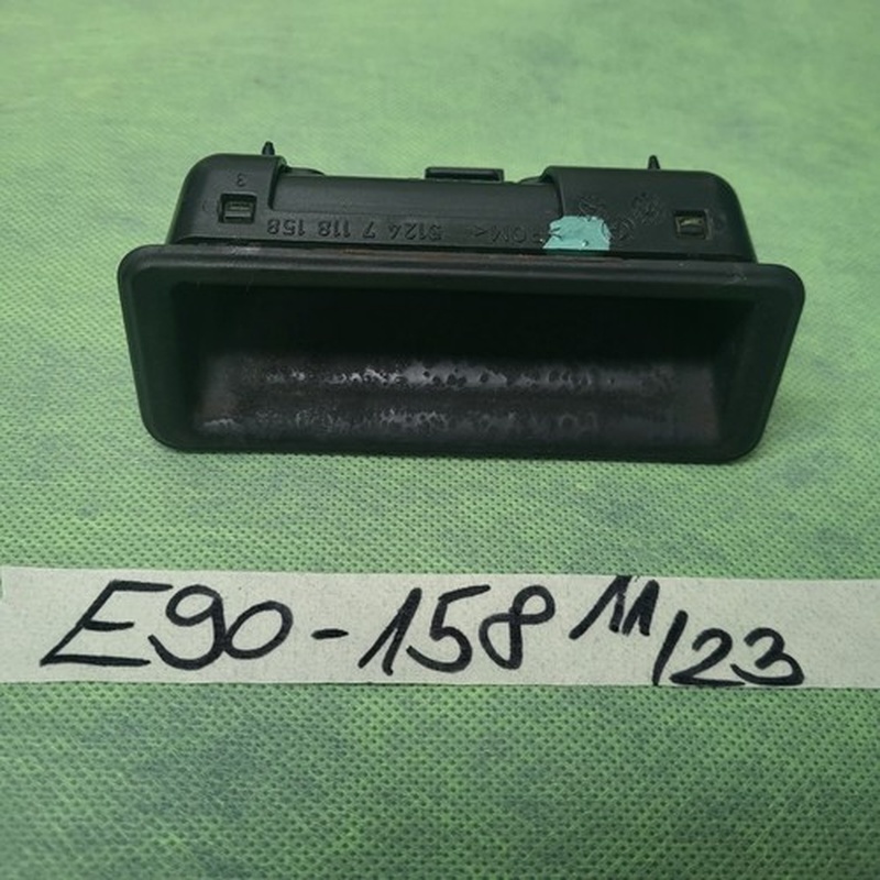 BMW E60 E61 E90 X5 Kontaktschalter Heckklappe / Heckdeckel Taster Griff  7118158