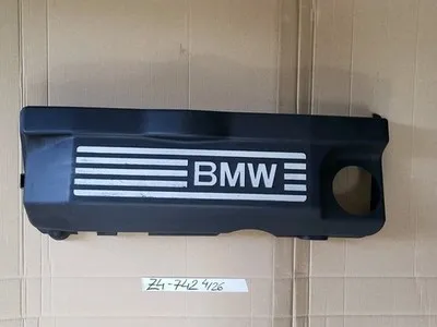 original BMW E87 E90 E91 Z4 E85 X1 E84  N46 Motor Abdeckung Verkleidung 7530742