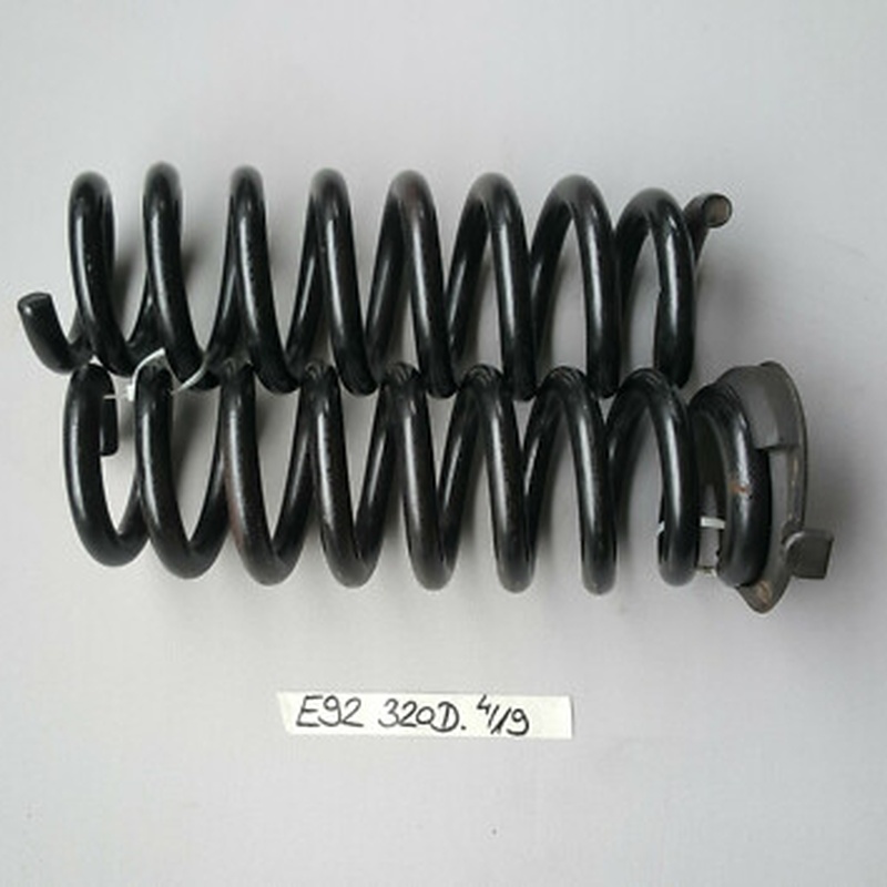 BMW E90 E91 E92 Federn Fahrwerksfeder Schrauben Spiral Feder HINTEN rechts links