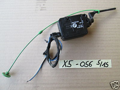BMW X5 E53 ZV Stellantrieb Zentralverriegelung Tankdeckel  8355056 – Bild 1