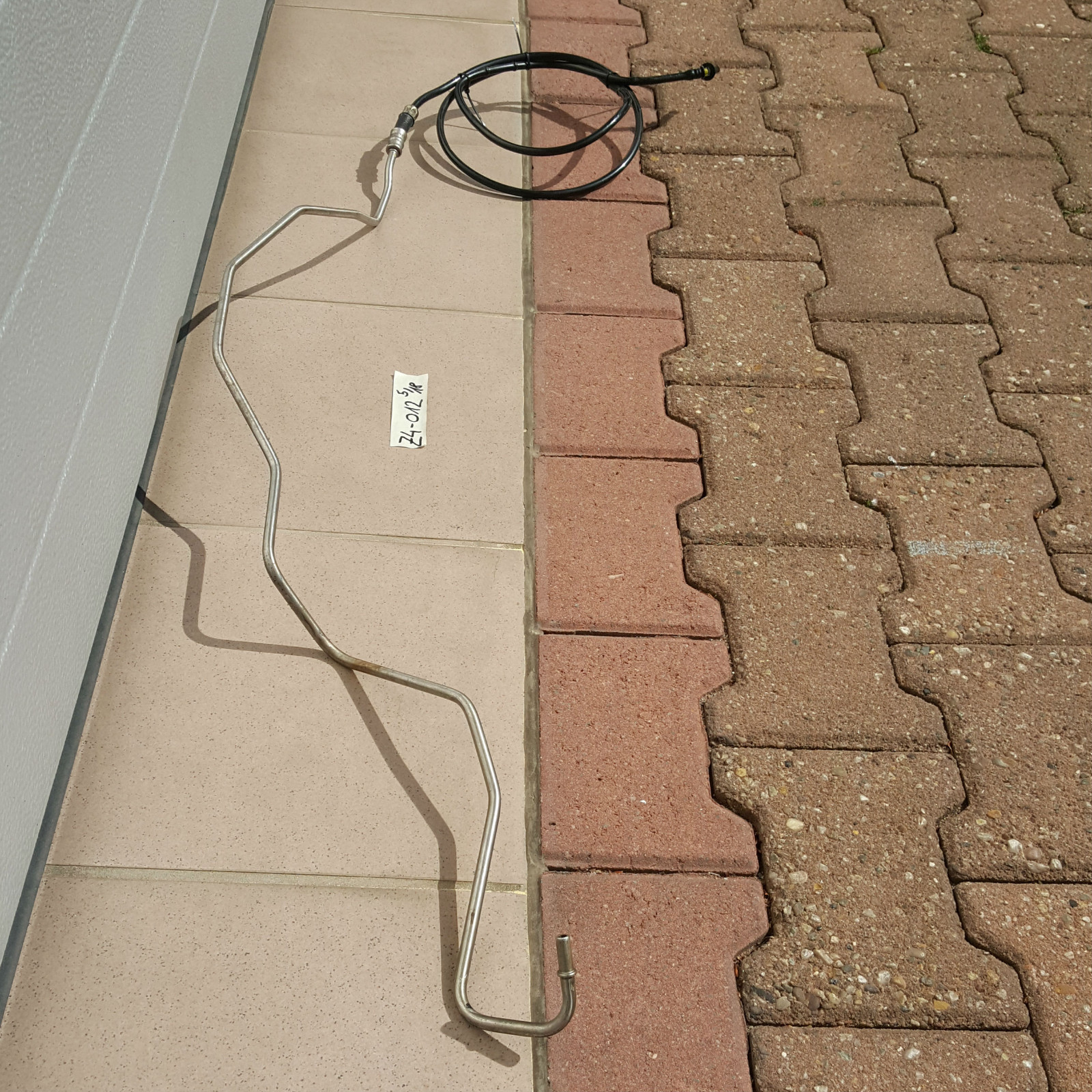 BMW Z4 E85 Benzin Zufuhr Kraftstoff Leitung 6758012 – Bild 1