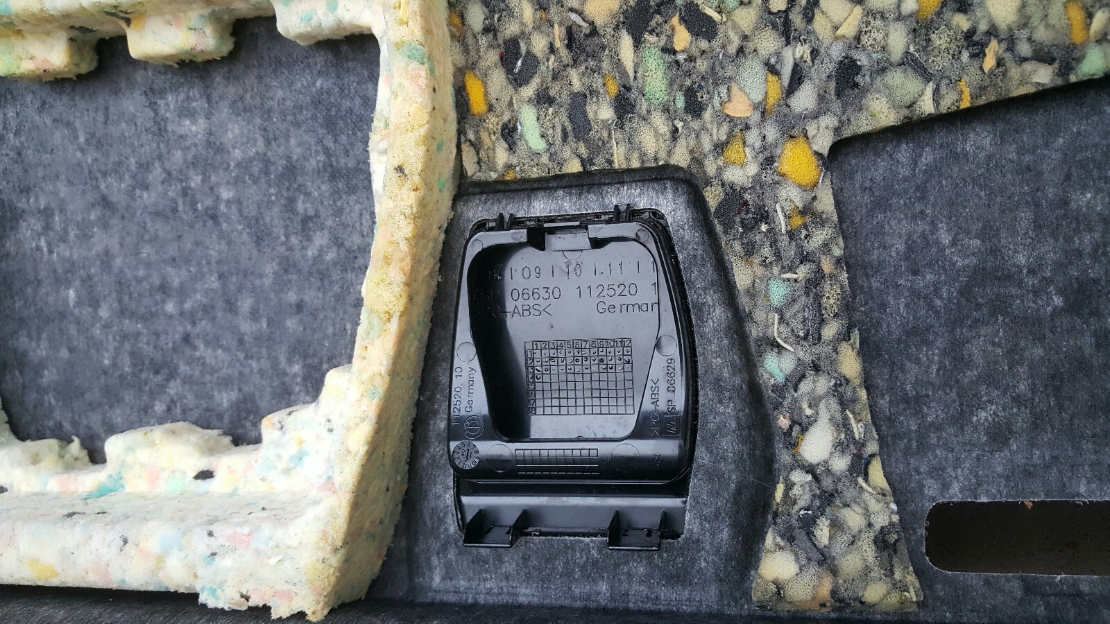 BMW F30 F80 Hutablage 7288351 Ablegeboden Kofferraum Verkleidung  – Bild 6