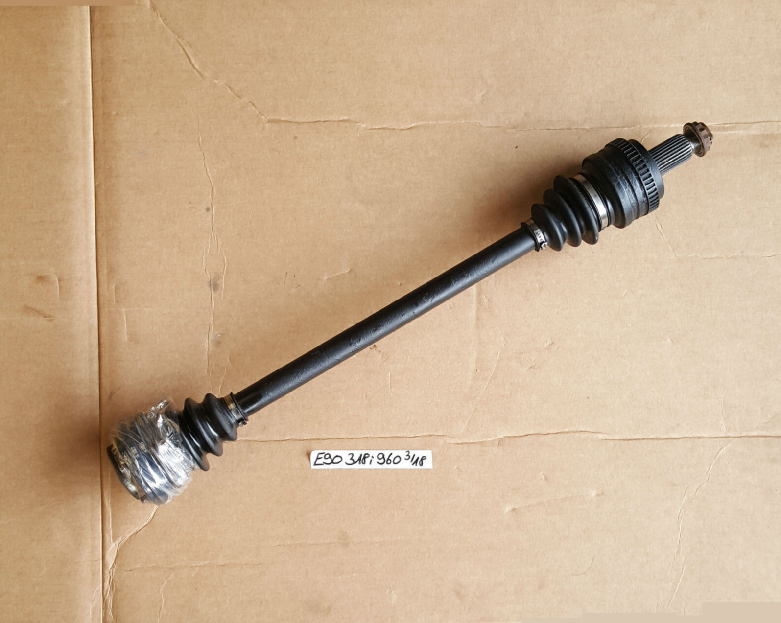 BMW E90 E91 E92 E93 E87 Antriebswelle 318i Abtriebswelle RECHTS 7523960 – Bild 1