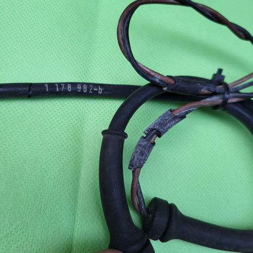 BMW E30  E24  Z1 ABS Sensor 1178982 Impulsgeber Kabel Stecker Vorne Rechts – Bild 3