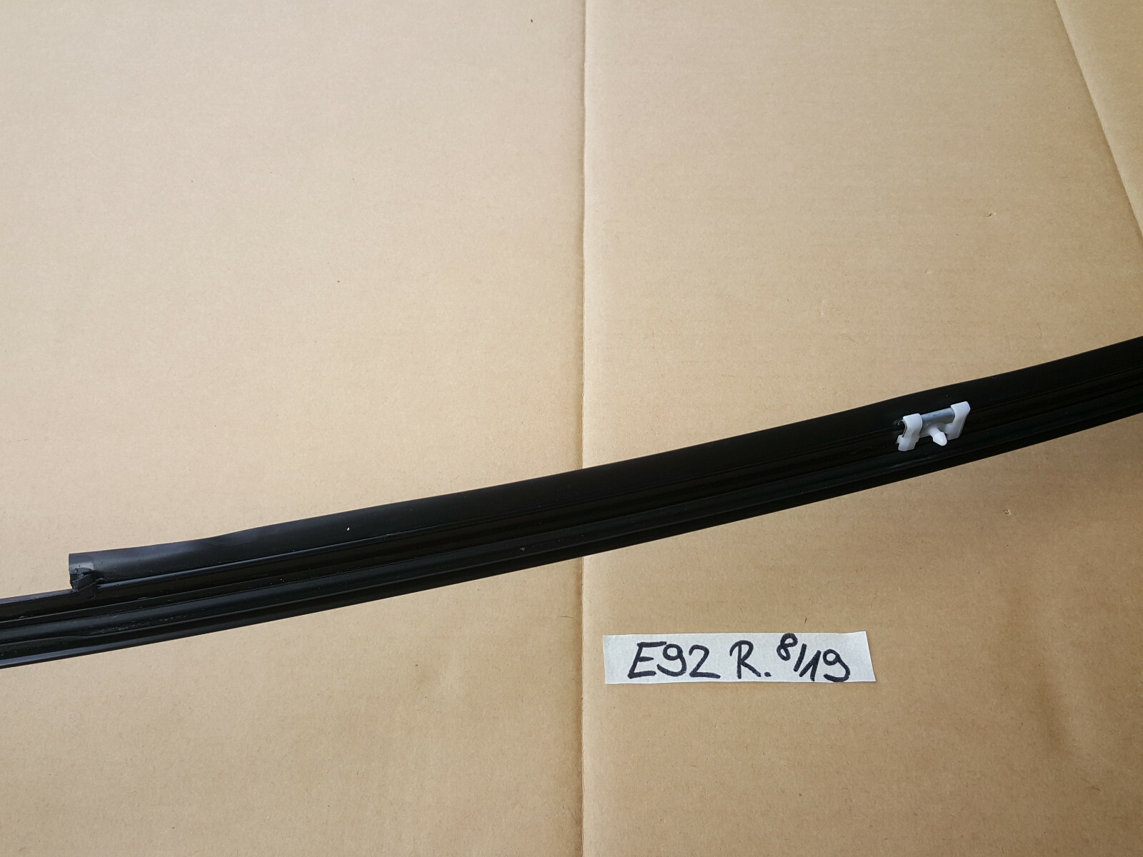 BMW E92 Coupe Dach Leiste RECHTS Fenster Rahmen über Seiten Scheibe ABHOLUNG – Bild 5