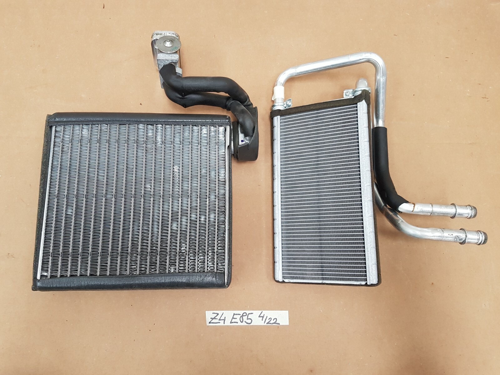 BMW Z4 E85  Heizkörper Wärmetauscher 6927614 Wasser kühler Verdampfer Heizung – Bild 1