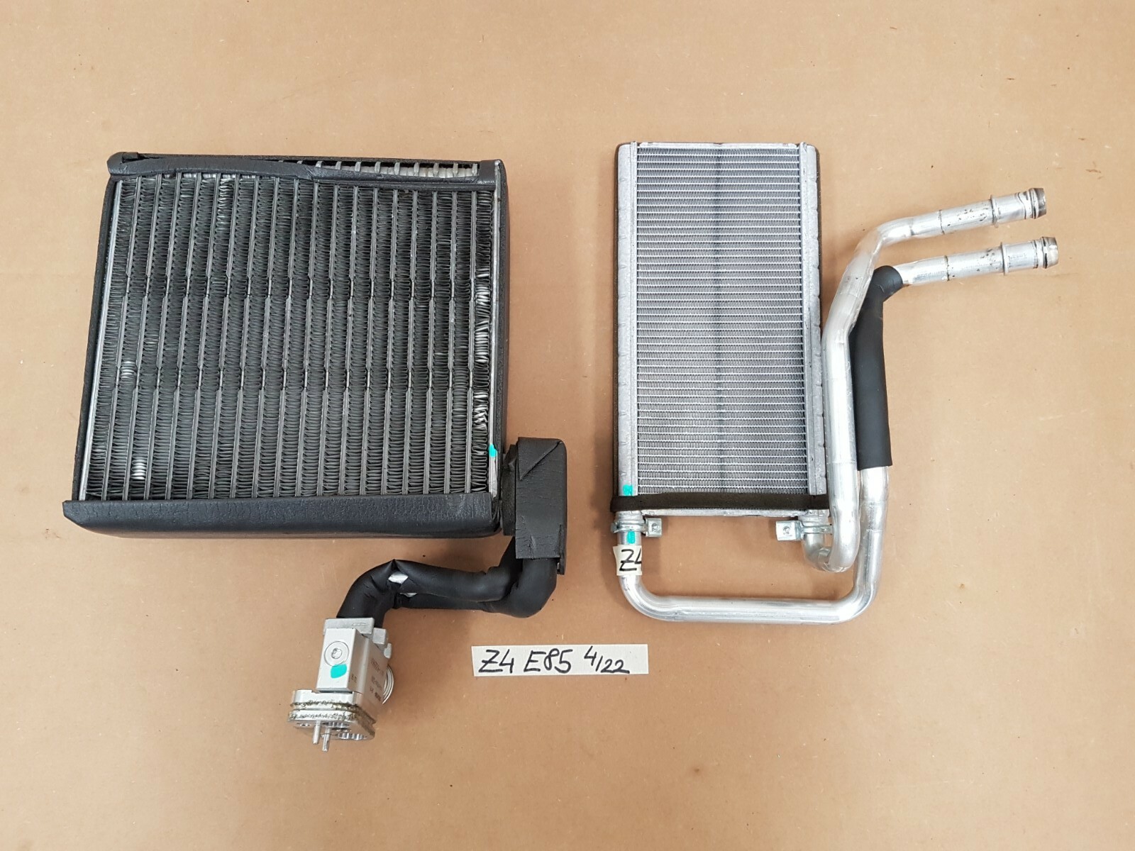 BMW Z4 E85  Heizkörper Wärmetauscher 6927614 Wasser kühler Verdampfer Heizung – Bild 2