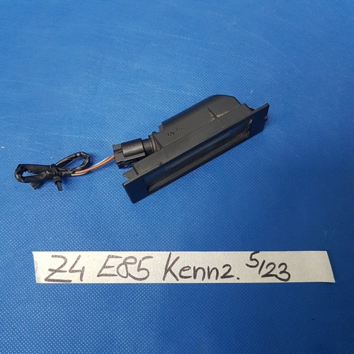 BMW Z4 E85 Kennzeichen Leuchte Beleuchtung Lampe in der Stoßstange HINTEN  – Bild 3