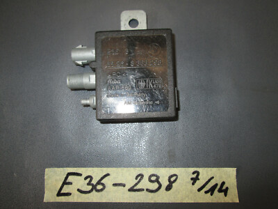 BMW E36 Touring Antennenverstärker / Verstärker Heckscheibenantenne 8363298 – Bild 1