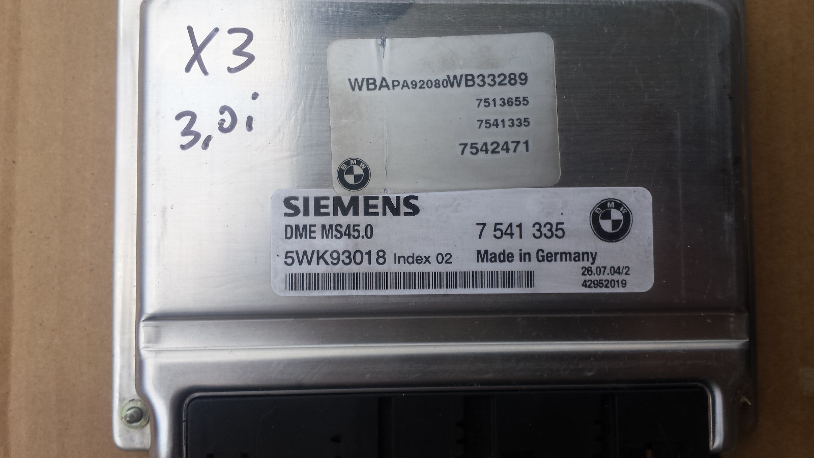 BMW  X3 E83 Motor Steuergerät  Grundsteuergerät 7542471 + EWS + Schlüssel – Bild 2