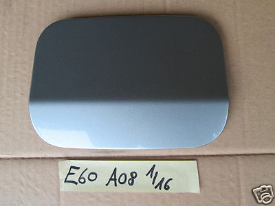 BMW 5er E60 / E61 Tankdeckel Tank Klappe silber grau – Bild 1