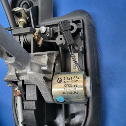 BMW E46 Magnet Schaltung Interlock Automatik Schaltkulisse 1421864 – Bild 3