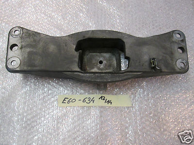 BMW  E60 / E61 Getriebe Halter / Getriebeträger 6769634 – Bild 1
